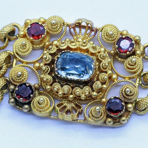 Timeless Treasures: Discovering Antique Jewelry at Gemridgeeraq