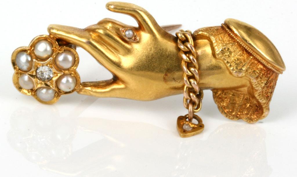 The Art of Provenance: Unveiling the History of Vintage Gems